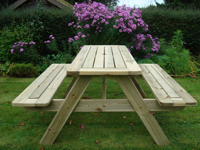 Picnic Table Assembly
